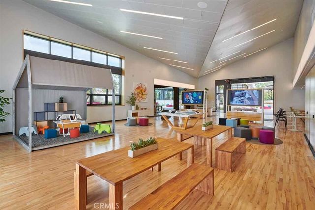 137 Terrapin, Irvine, CA 92618