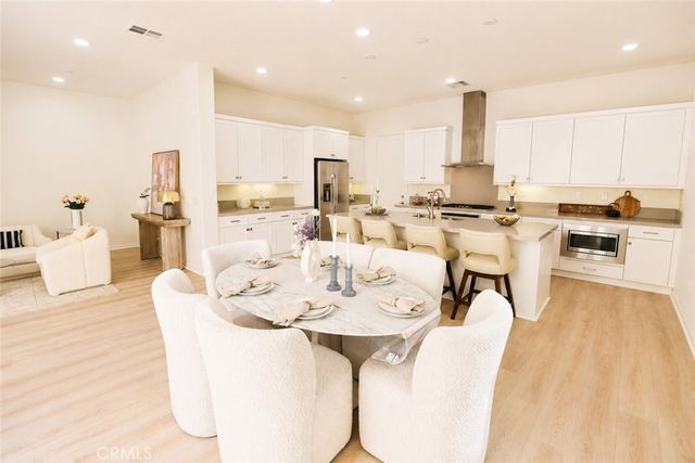 137 Terrapin, Irvine, CA 92618
