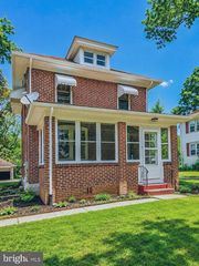 733 S LEWIS RD #, Royersford, PA 19468