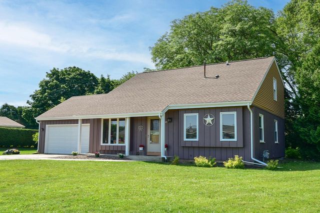5021 W Rawson AVENUE, Franklin, WI 53132