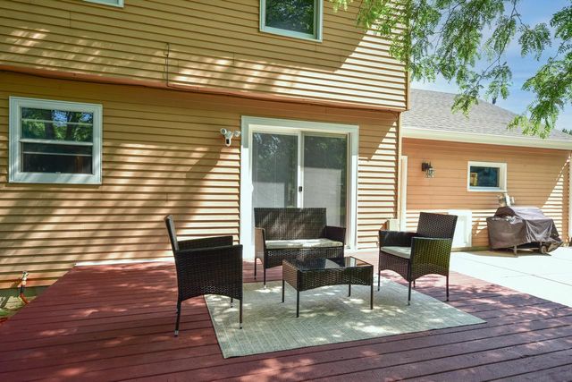 5021 W Rawson AVENUE, Franklin, WI 53132