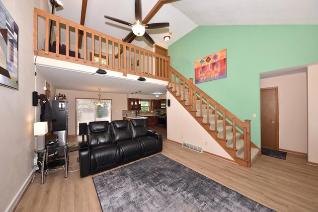 5021 W Rawson AVENUE, Franklin, WI 53132