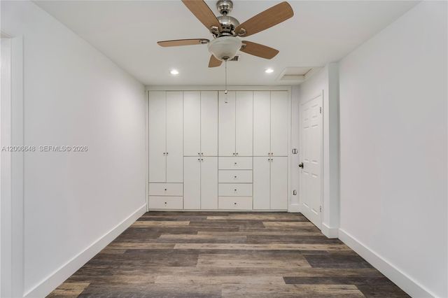 330 SW 104th Ct, Sweetwater, FL 33174