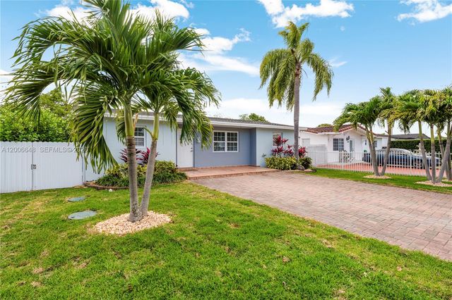 330 SW 104th Ct, Sweetwater, FL 33174