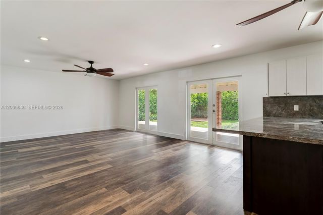 330 SW 104th Ct, Sweetwater, FL 33174