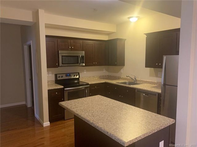 76 Liberty Street 204, Southington, CT 06489