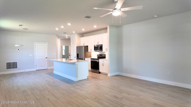 414 Grove Lane, Melbourne, FL 32901