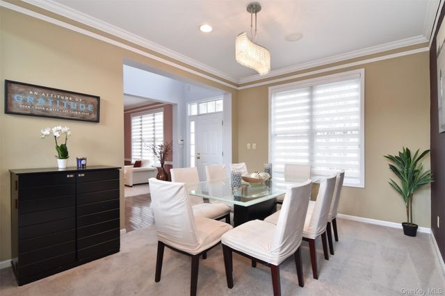 143 Classic Court, White Plains, NY 10603