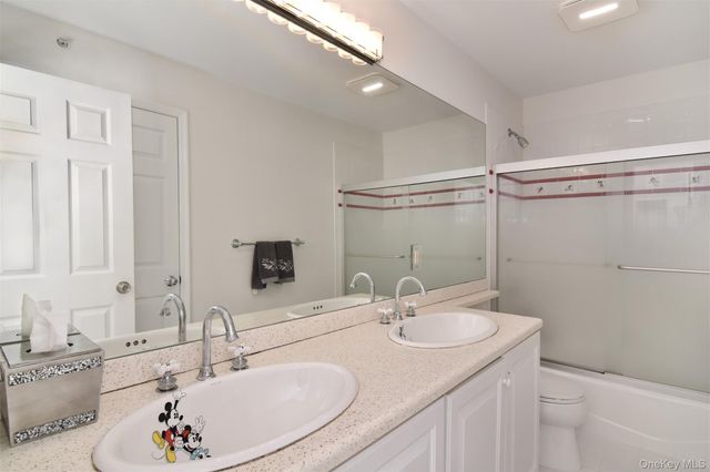 143 Classic Court, White Plains, NY 10603