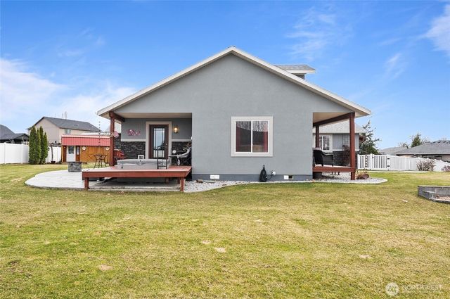 3609 Lakeshore Drive, Moses Lake, WA 98837