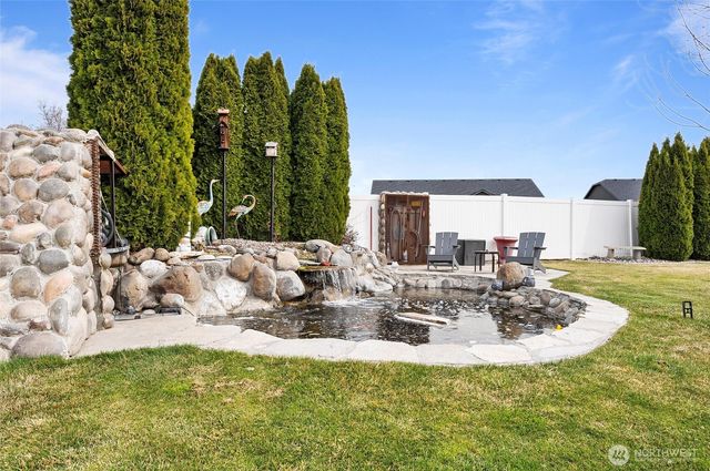 3609 Lakeshore Drive, Moses Lake, WA 98837