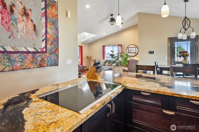 3609 Lakeshore Drive, Moses Lake, WA 98837
