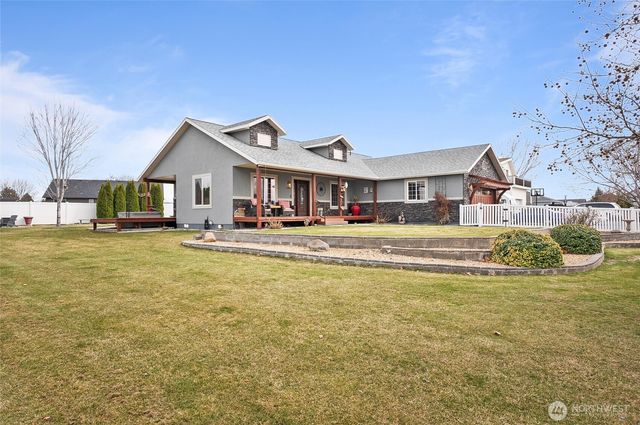 3609 Lakeshore Drive, Moses Lake, WA 98837