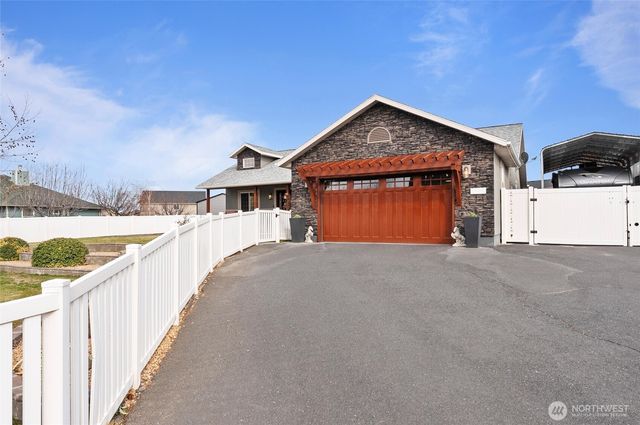 3609 Lakeshore Drive, Moses Lake, WA 98837