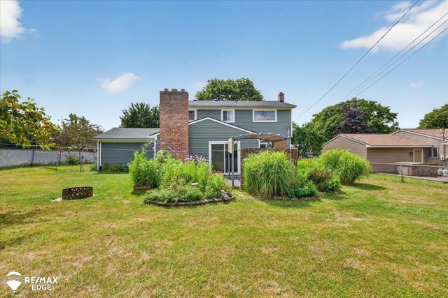 310 Delzingro Drive, Davison, MI 48423