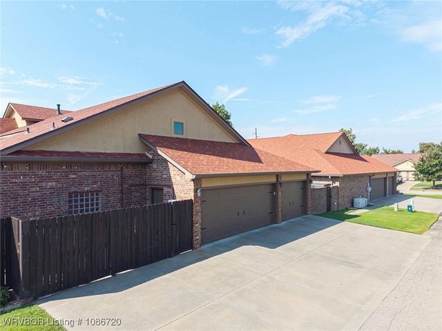 6917 Milan Way, Fort Smith, AR 72916