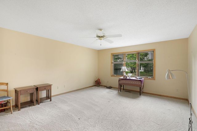 5611 Dunlap Avenue N, Shoreview, MN 55126