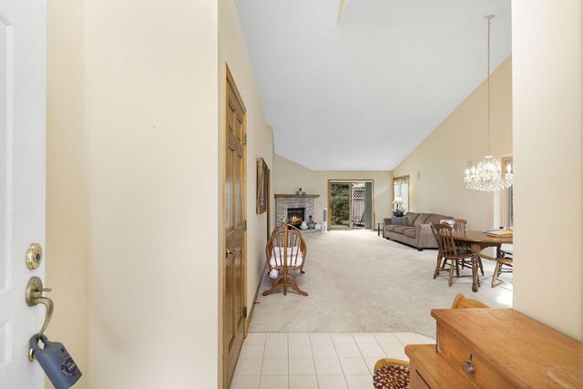 5611 Dunlap Avenue N, Shoreview, MN 55126