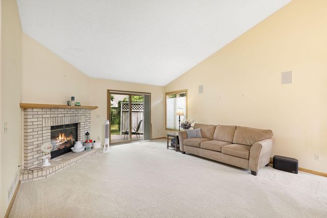 5611 Dunlap Avenue N, Shoreview, MN 55126
