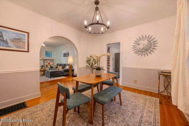 358 Hillcrest Ave, Louisville, KY 40206