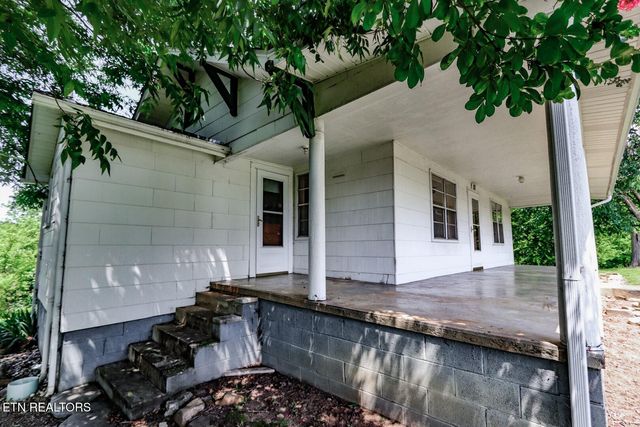 141 Hiola St, Newport, TN 37821