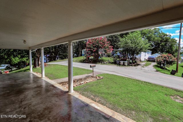 141 Hiola St, Newport, TN 37821