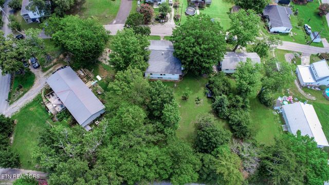 141 Hiola St, Newport, TN 37821