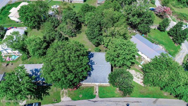 141 Hiola St, Newport, TN 37821