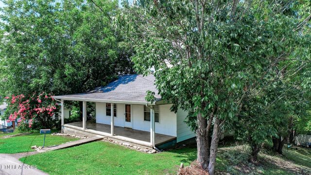 141 Hiola St, Newport, TN 37821