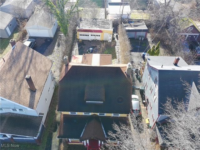 3298 Yorkshire Road, Cleveland Heights, OH 44118