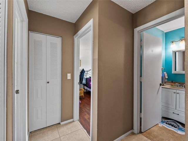 5008 CHAVES CIRCLE, Port Charlotte, FL 33948