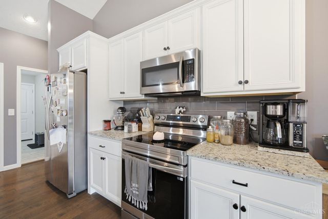 246 Auburn Meadows Court, Carlisle, OH 45005