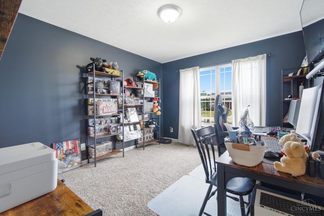 246 Auburn Meadows Court, Carlisle, OH 45005