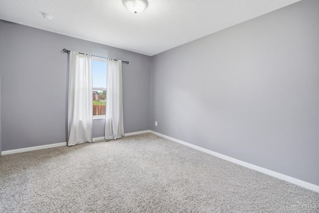 246 Auburn Meadows Court, Carlisle, OH 45005