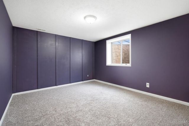 246 Auburn Meadows Court, Carlisle, OH 45005