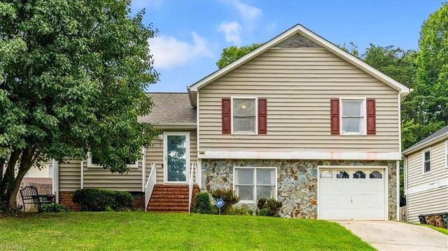 3 Woodlea Ridge Court, Greensboro, NC 27406