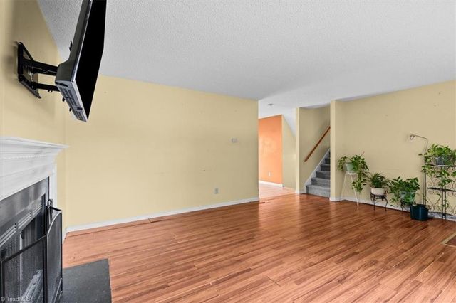 3 Woodlea Ridge Court, Greensboro, NC 27406