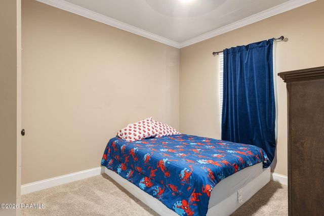 105 Canton Court, Youngsville, LA 70592