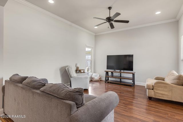 105 Canton Court, Youngsville, LA 70592