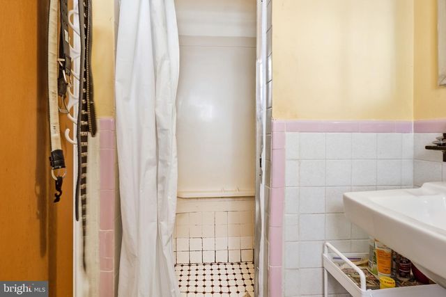 8203 OGLETHORPE ST, New Carrollton, MD 20784