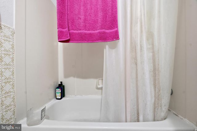 8203 OGLETHORPE ST, New Carrollton, MD 20784