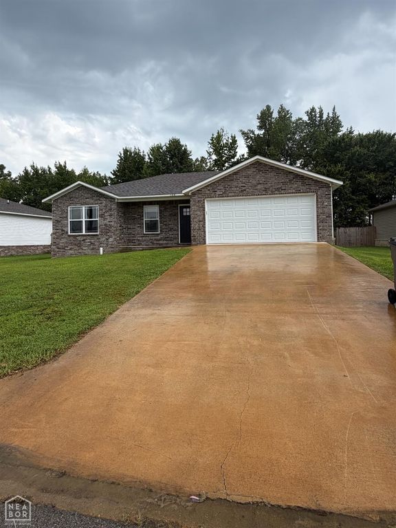 108 Formon Drive, Paragould, AR 72450