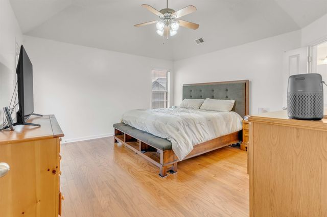 115 COUNTRYWOOD LN, Oakland, TN 38060