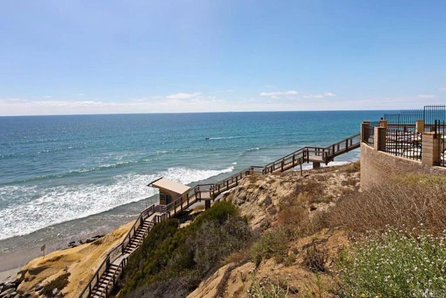 190 Del Mar Shores 54, Solana Beach, CA 92075