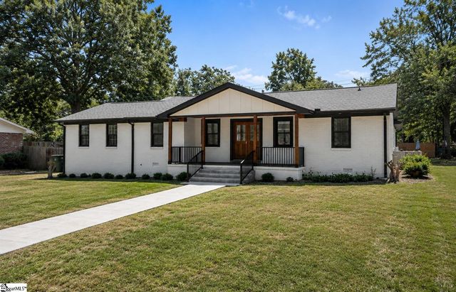 204 Woodfield Avenue, Fountain Inn, SC 29644