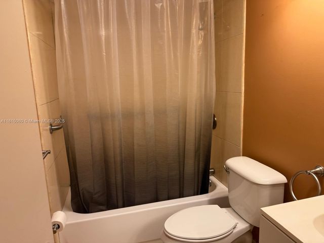 217 Suffolk F 217, Boca Raton, FL 33434