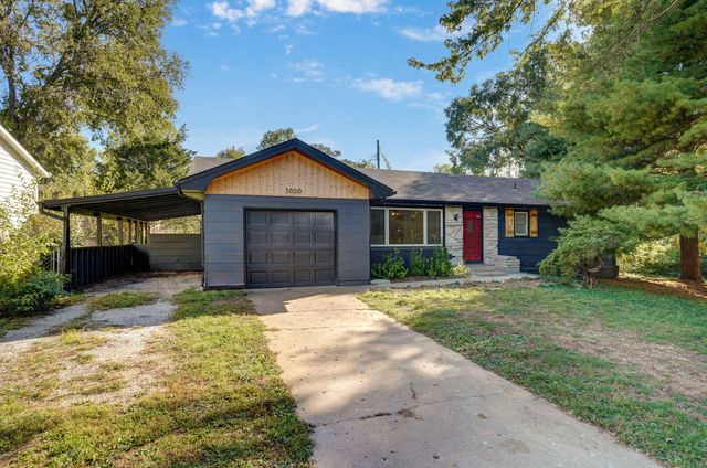 3000 E Lolo Trail, Springfield, MO 65804