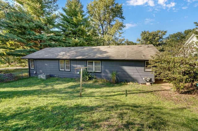 3000 E Lolo Trail, Springfield, MO 65804