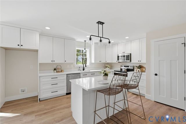 5305 Ecoff Ave, Chester, VA 23831