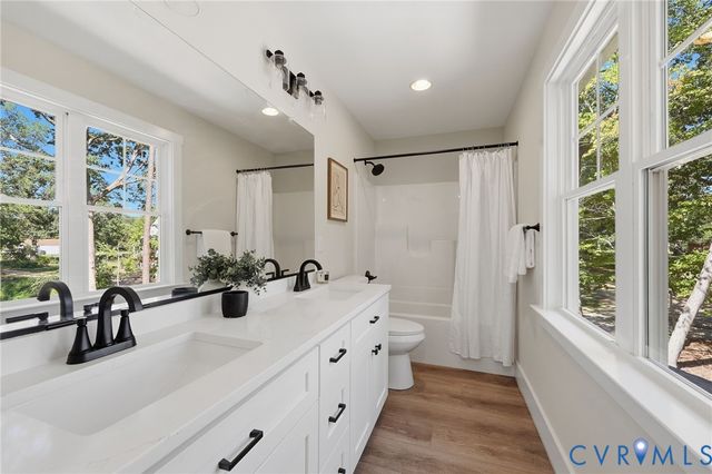 5305 Ecoff Ave, Chester, VA 23831